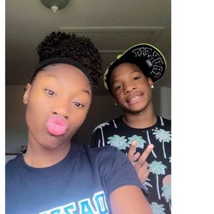 Meet your Posher, Amir